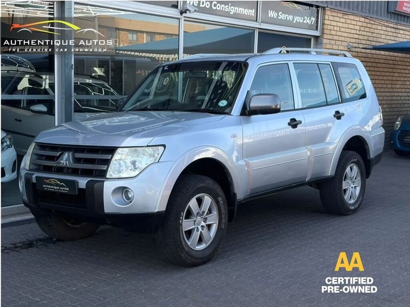 Mitsubishi Pajero - Authentique Autos - Image 1