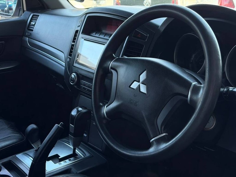 Mitsubishi Pajero - Authentique Autos - Image 9
