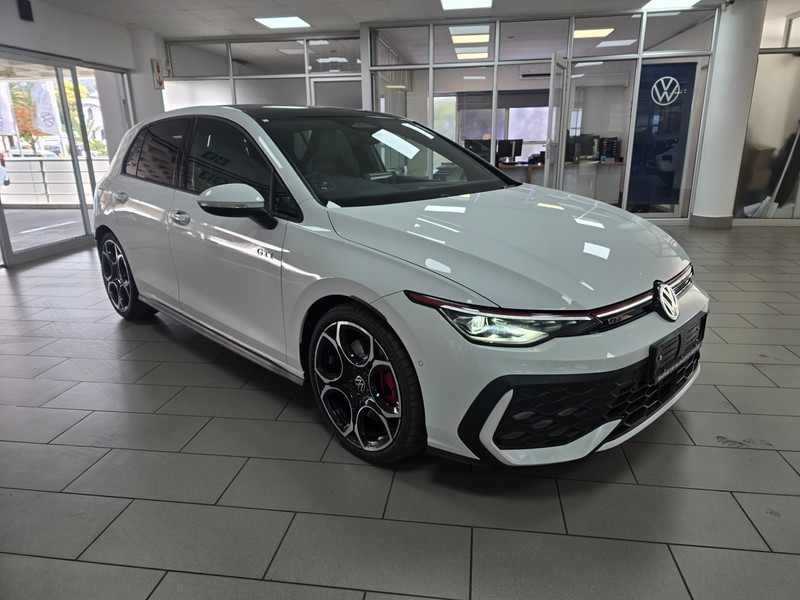 Volkswagen Golf - Hatfield VW Northcliff - Image 4