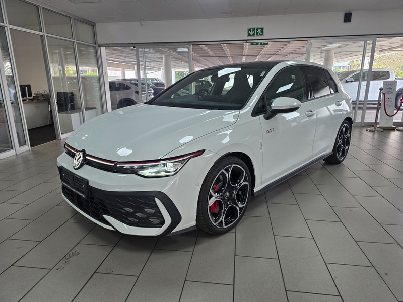 Volkswagen Golf - Hatfield VW Northcliff - Image 2