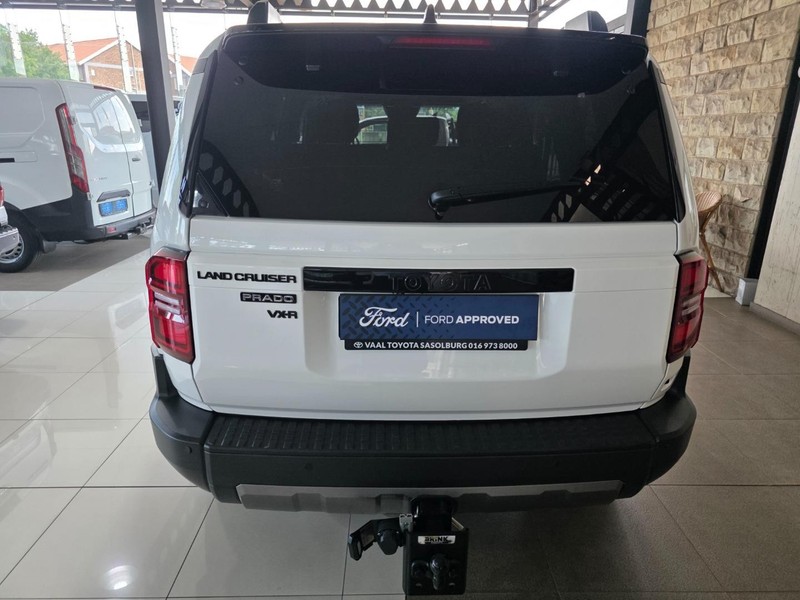 Toyota Land Cruiser Prado - Park Ford - Image 5