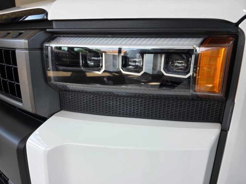 Toyota Land Cruiser Prado - Park Ford - Image 27