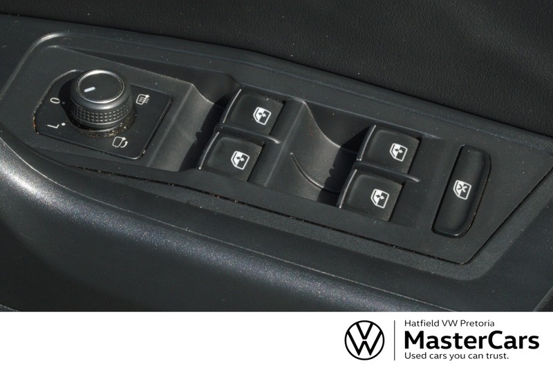 Volkswagen T-Roc - Hatfield VW Pretoria - Image 20
