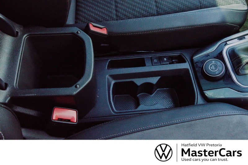 Volkswagen T-Roc - Hatfield VW Pretoria - Image 24