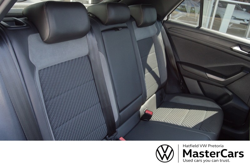 Volkswagen T-Roc - Hatfield VW Pretoria - Image 9