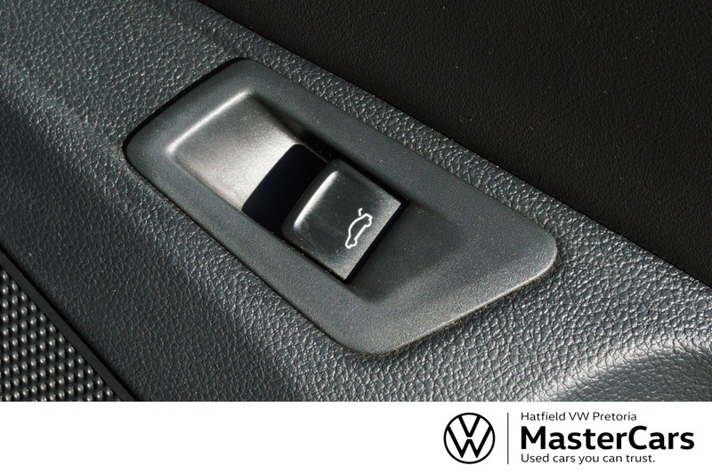 Volkswagen T-Roc - Hatfield VW Pretoria - Image 25
