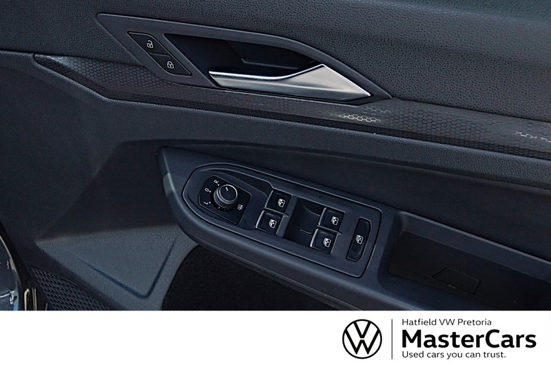 Volkswagen Golf - Hatfield VW Pretoria - Image 25