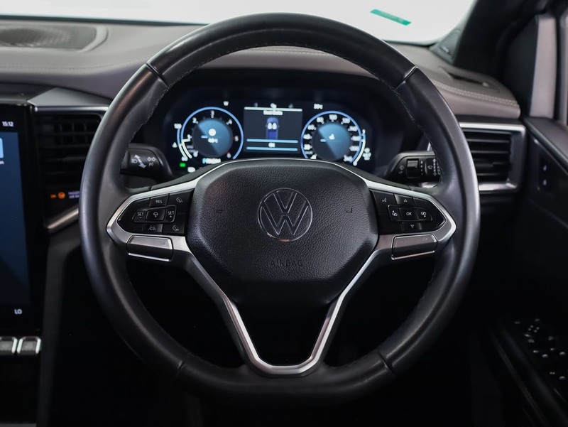 Volkswagen Amarok - Hatfield VW Bryanston - Image 17