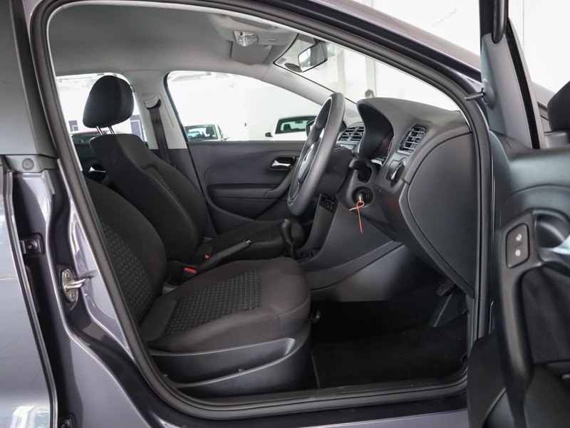 Volkswagen Polo Vivo - Hatfield VW Bryanston - Image 12