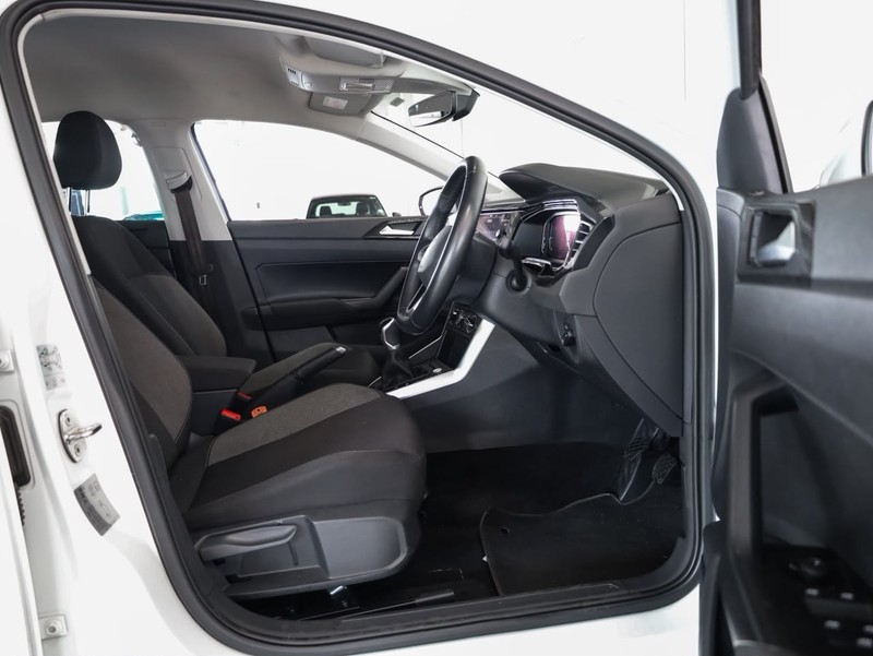 Volkswagen Polo - Hatfield VW Bryanston - Image 9