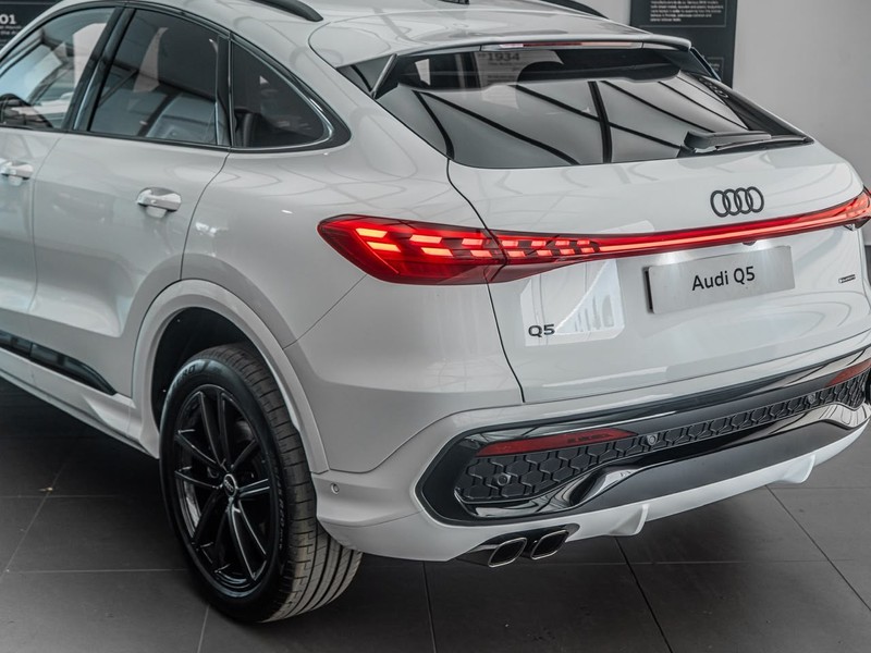 Audi Q5 - Audi Centre Rivonia - Image 20