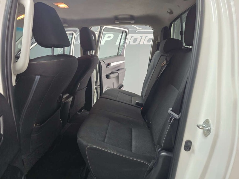 Toyota Hilux - WP Motors - Image 17