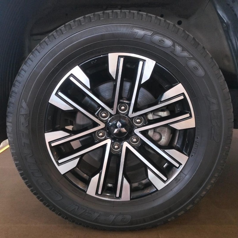 Mitsubishi Pajero Sport - Honda Vaal - Image 6