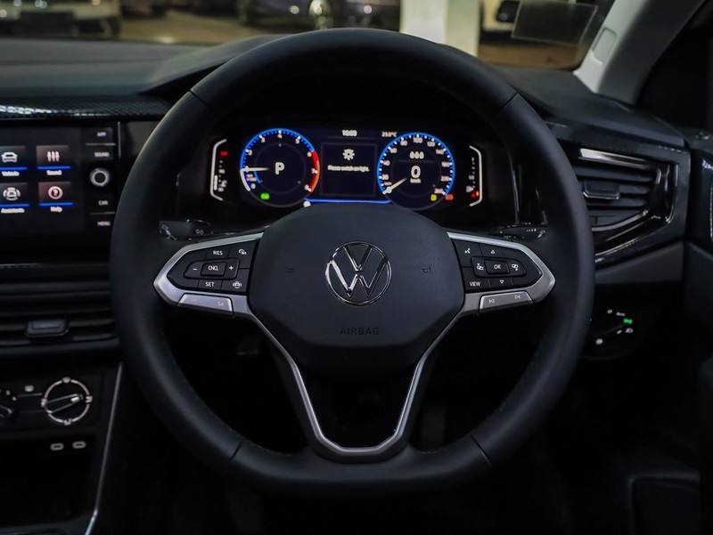 Volkswagen Polo - Hatfield VW Bryanston - Image 9