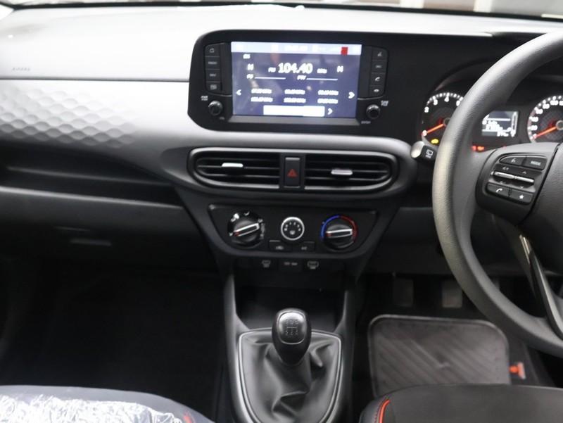 Hyundai Grand i10 - KING OF CARS - Image 15