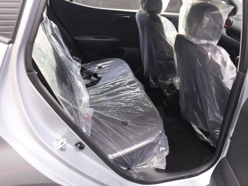 Hyundai Grand i10 - KING OF CARS - Image 19