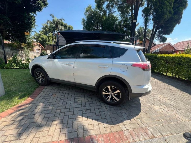 Toyota RAV4 - Mit Mak Motors - Image 4