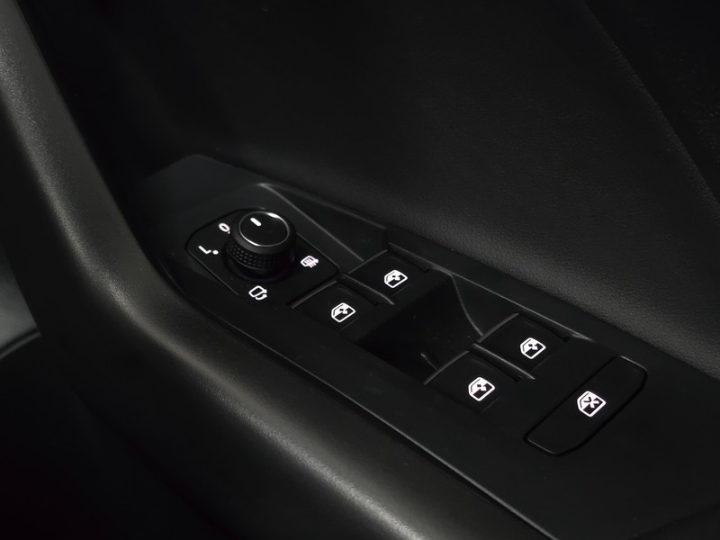 Volkswagen T-Cross - Hatfield VW Northcliff - Image 17