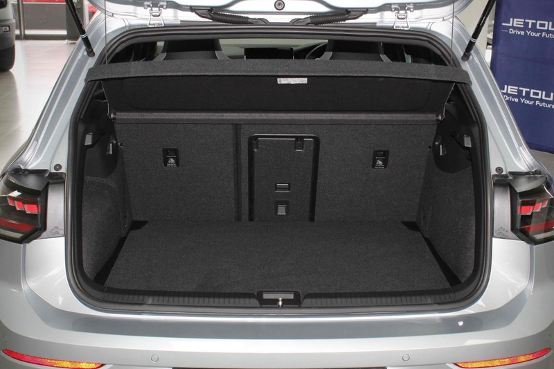 Volkswagen Golf - Jetour Cape Gate - Image 15