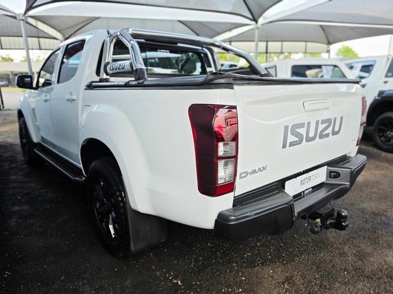 Isuzu D-Max - Motortoria - Image 7