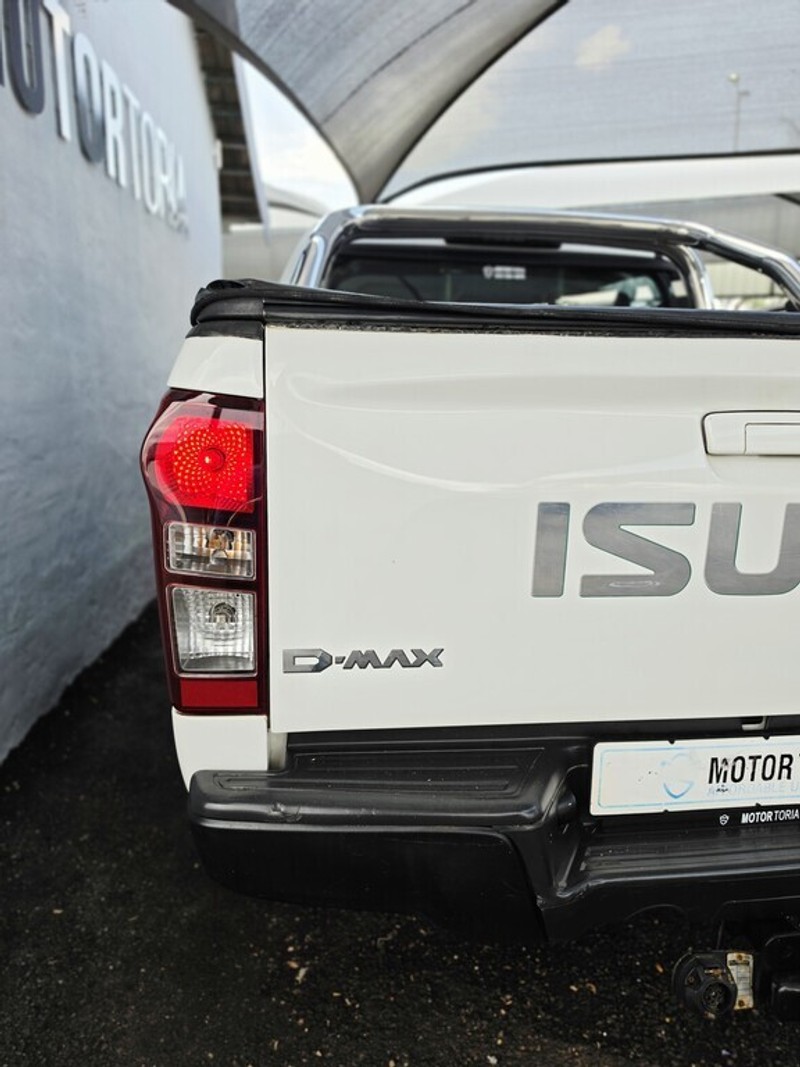 Isuzu D-Max - Motortoria - Image 20