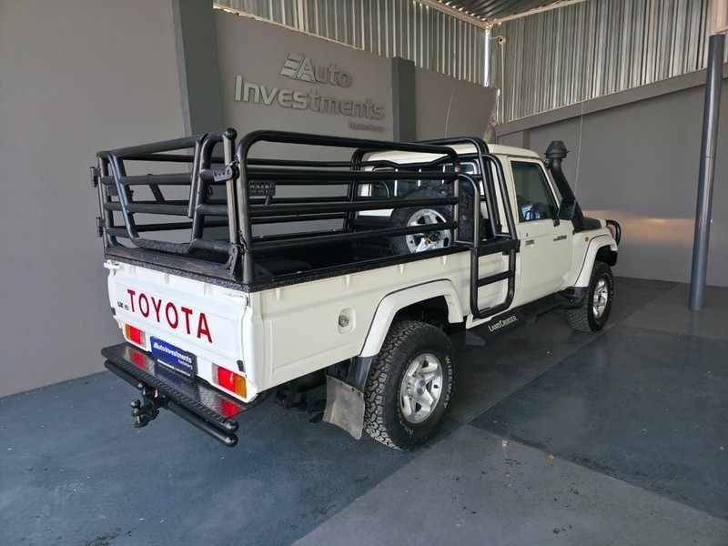 Toyota Land Cruiser - Auto Investments Rustenburg - Image 4