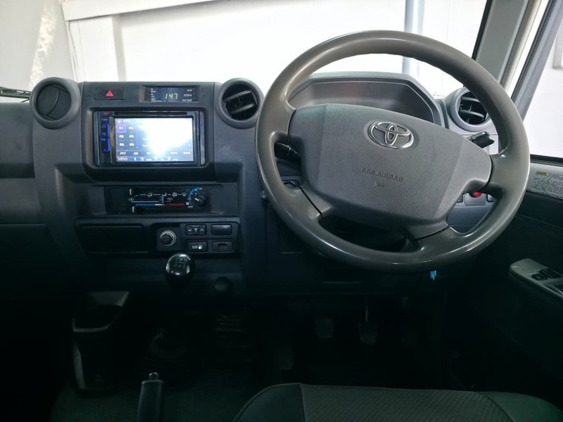 Toyota Land Cruiser - Auto Investments Rustenburg - Image 11