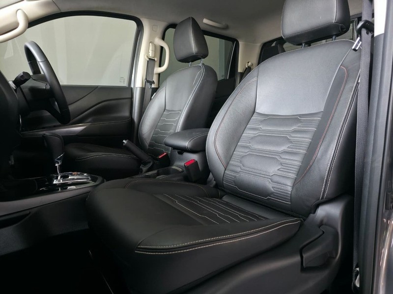 Nissan Navara - Auto Investments Rustenburg - Image 8