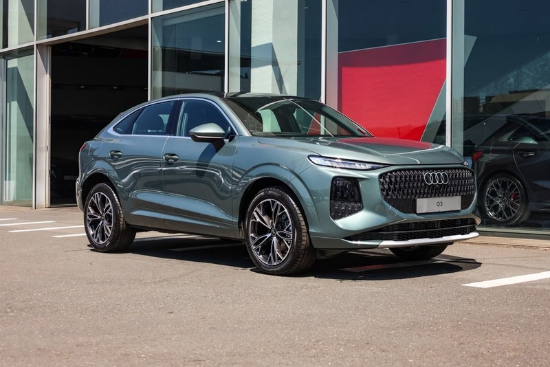 Audi Q3 - Audi Centre Hatfield - Image 1
