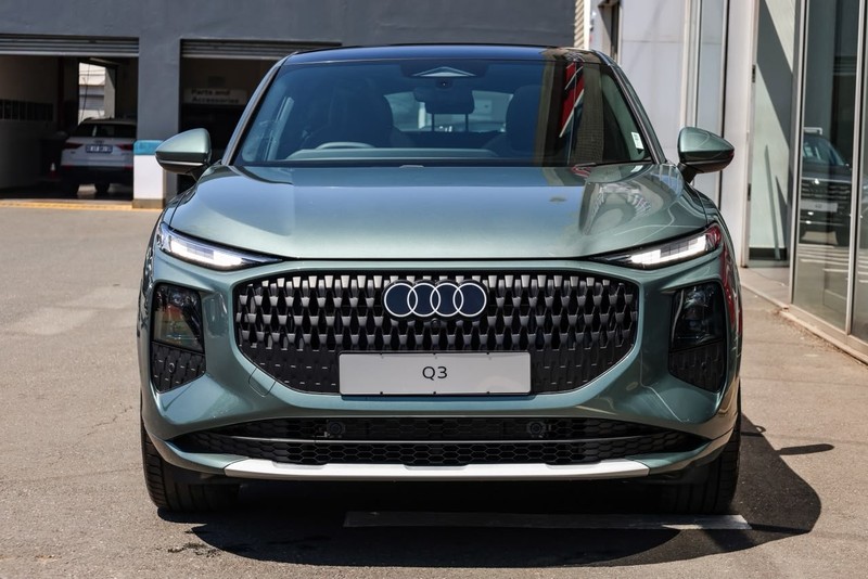 Audi Q3 - Audi Centre Hatfield - Image 2