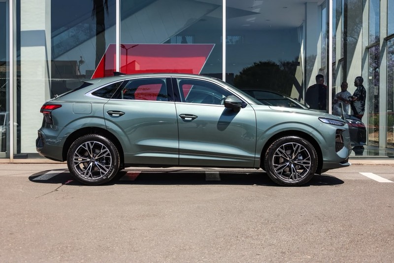 Audi Q3 - Audi Centre Hatfield - Image 4