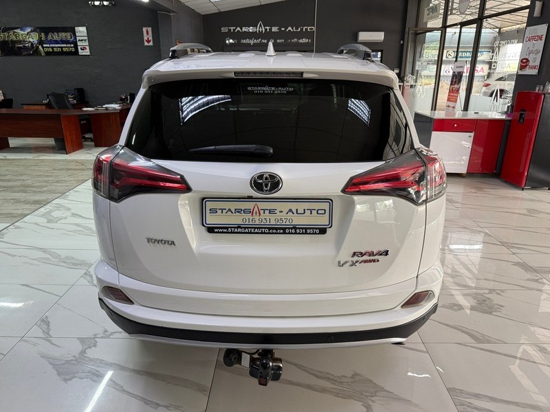 Toyota RAV4 - Stargate Auto - Image 6
