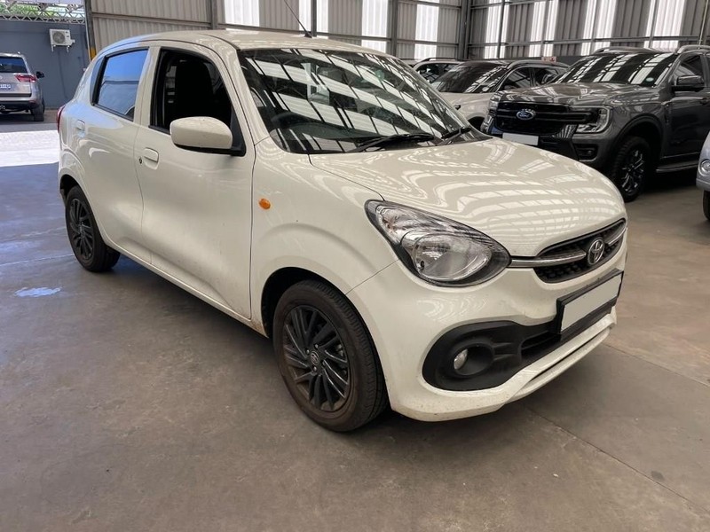 Toyota Vitz - Mit Mak Motors - Image 3