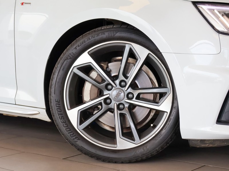 Audi A4 - Hatfield VW Rivonia - Image 6