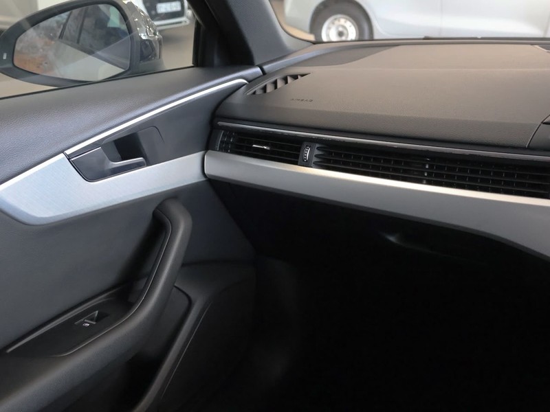Audi A4 - Hatfield VW Rivonia - Image 14