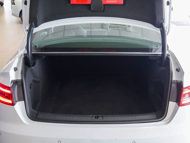Audi A4 - Hatfield VW Rivonia - Image 24