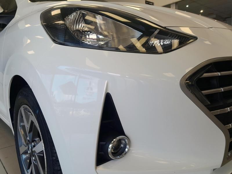 Hyundai i10 - Group1 Auto Stellenbosch - Image 18