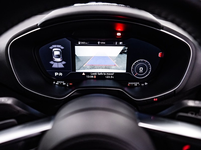 Audi TT - Chery Waterfall - Image 23