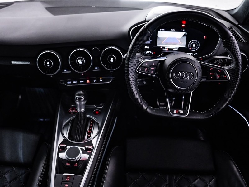 Audi TT - Chery Waterfall - Image 13