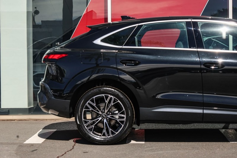 Audi Q3 - Audi Centre Hatfield - Image 8