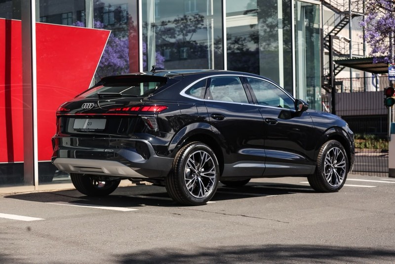 Audi Q3 - Audi Centre Hatfield - Image 5