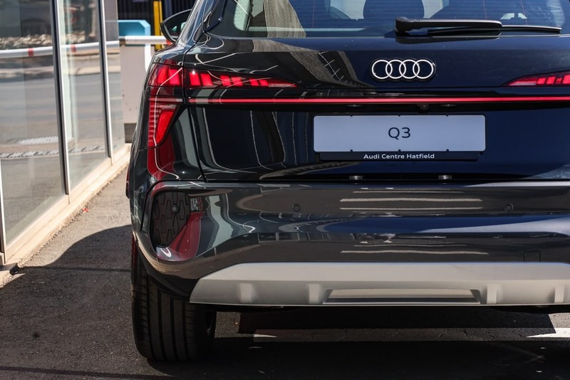 Audi Q3 - Audi Centre Hatfield - Image 9