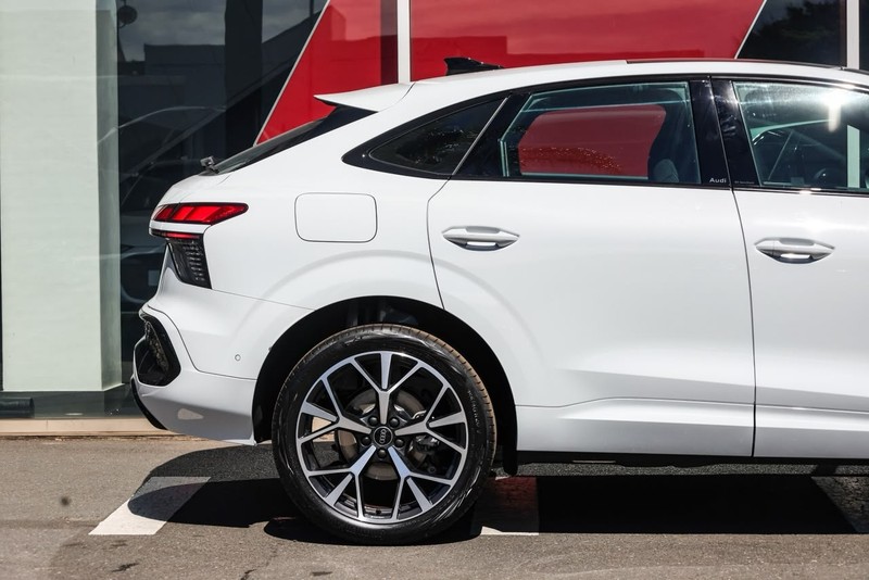 Audi Q3 - Audi Centre Hatfield - Image 7