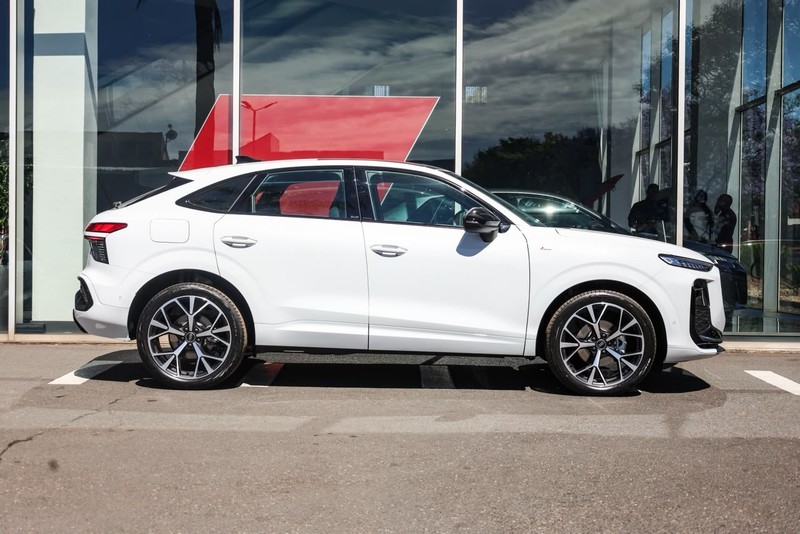 Audi Q3 - Audi Centre Hatfield - Image 5