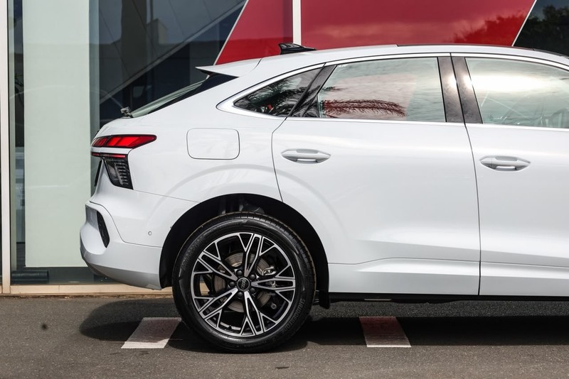 Audi Q3 - Audi Centre Hatfield - Image 8