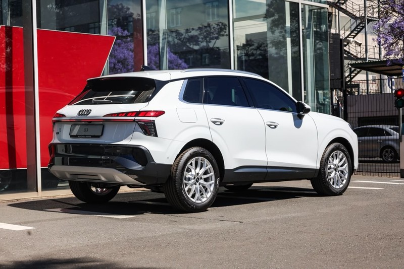 Audi Q3 - Audi Centre Hatfield - Image 8