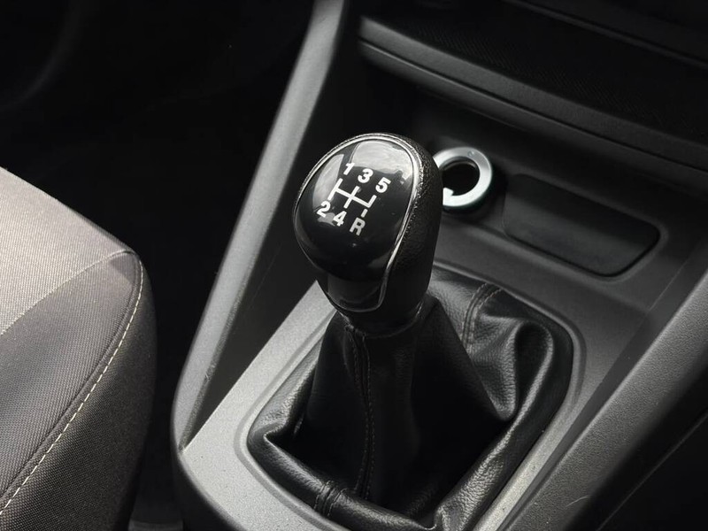 Ford Figo - Authentique Autos - Image 12