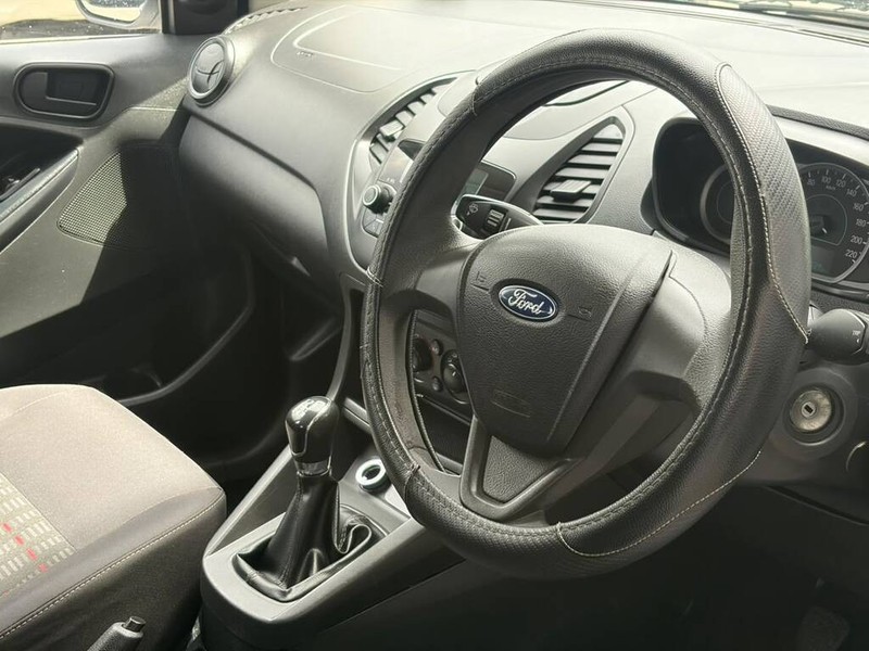 Ford Figo - Authentique Autos - Image 10