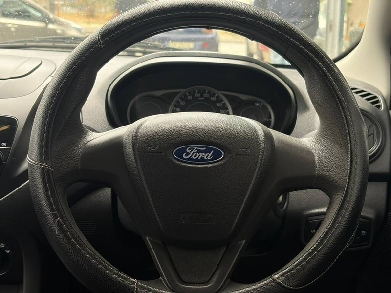 Ford Figo - Authentique Autos - Image 8