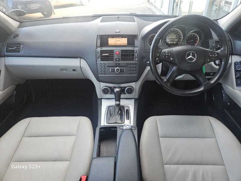 Mercedes-Benz C-class - Authentique Autos - Image 7